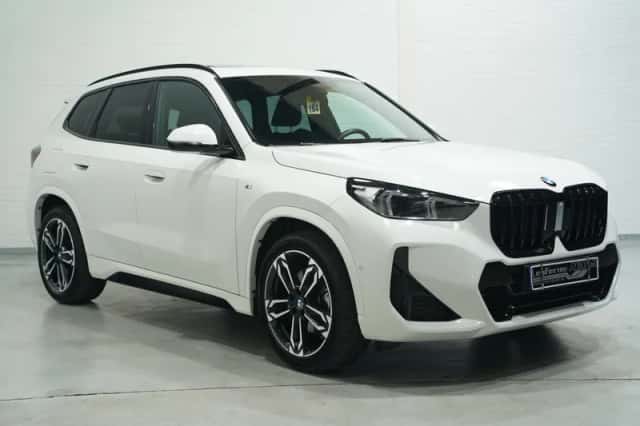 BMW X1 (2024) thumbnail 4