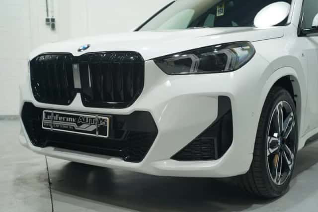BMW X1 (2024) thumbnail 5