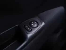 Fiat 500C (2019) thumbnail 120