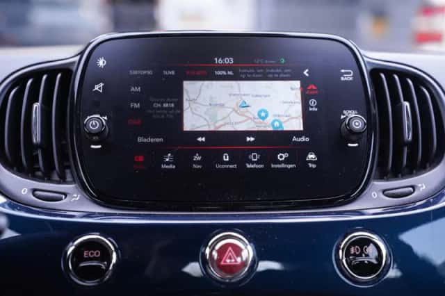 Fiat 500C (2019) thumbnail 191