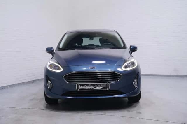 Ford Fiesta (2021) thumbnail 3