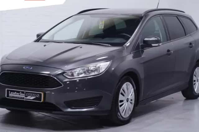 Ford Focus (2015) thumbnail 1