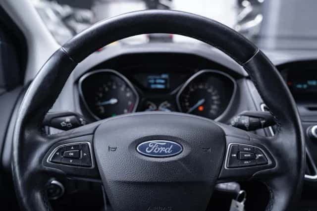 Ford Focus (2015) thumbnail 106