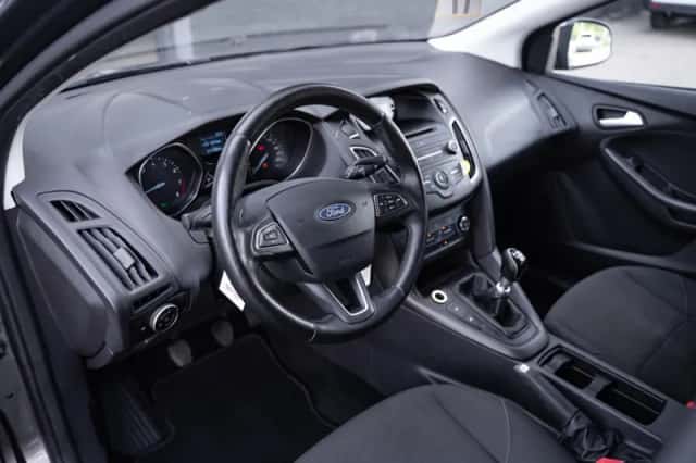 Ford Focus (2015) thumbnail 112