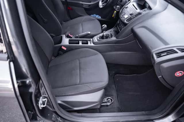 Ford Focus (2015) thumbnail 117