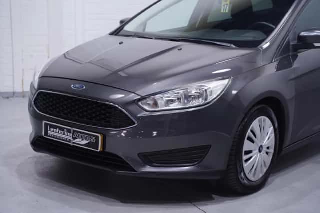 Ford Focus (2015) thumbnail 13