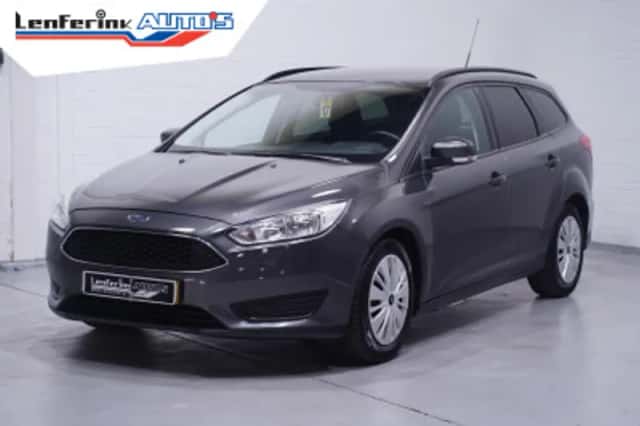 Ford Focus (2015) thumbnail 132