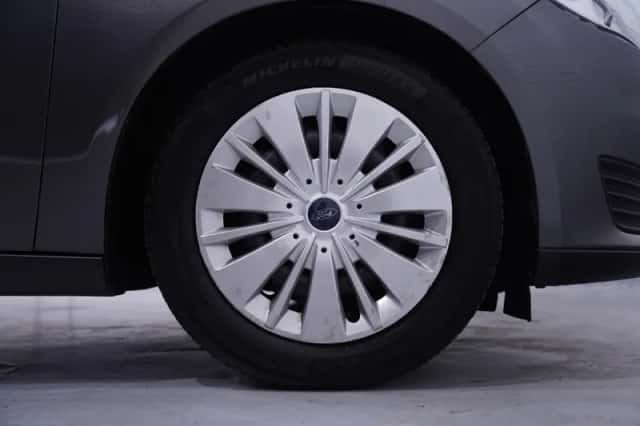 Ford Focus (2015) thumbnail 18
