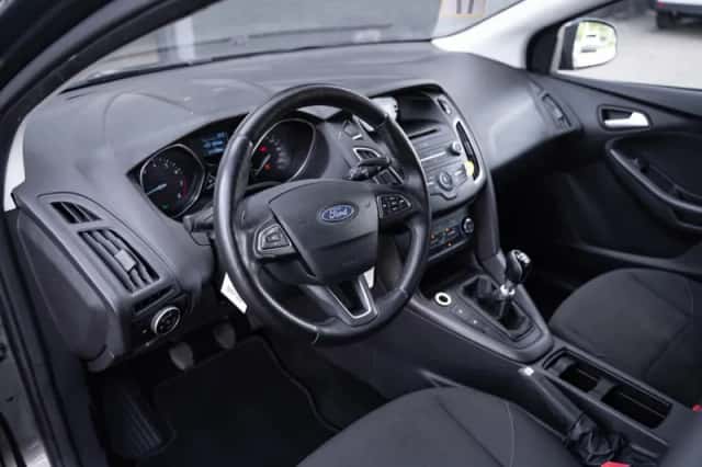 Ford Focus (2015) thumbnail 26