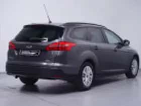 Ford Focus (2015) thumbnail 48
