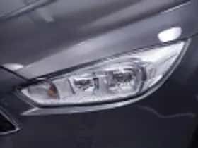 Ford Focus (2015) thumbnail 58