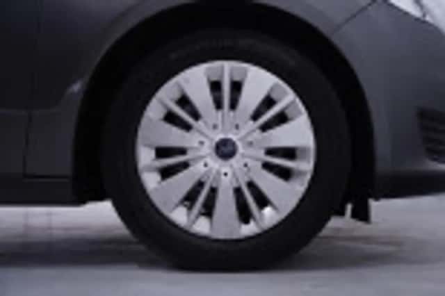 Ford Focus (2015) thumbnail 61