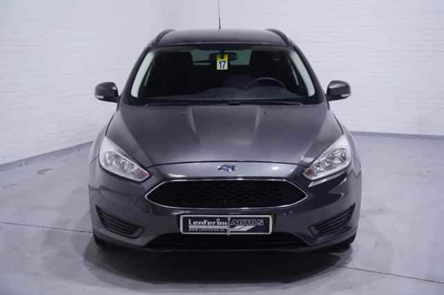 Ford Focus (2015) thumbnail 8