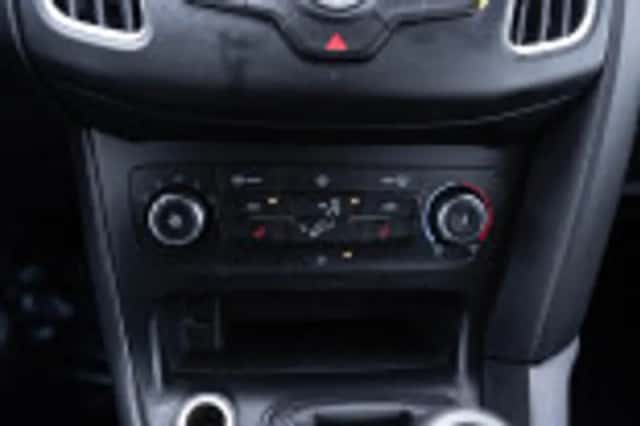 Ford Focus (2015) thumbnail 85