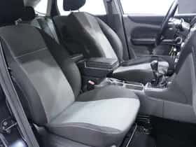 Ford Focus (2011) thumbnail 103