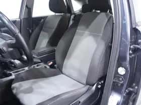 Ford Focus (2011) thumbnail 30