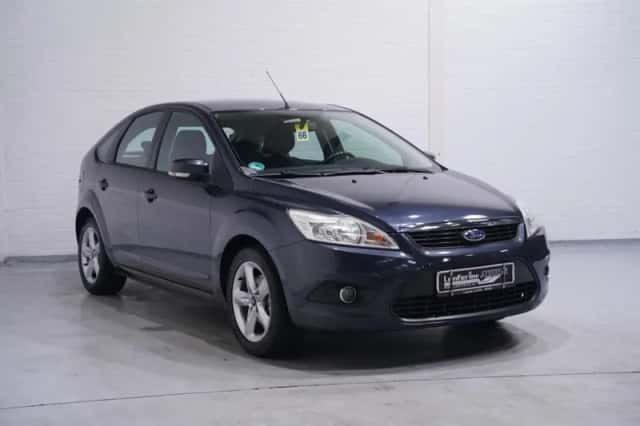 Ford Focus (2011) thumbnail 4