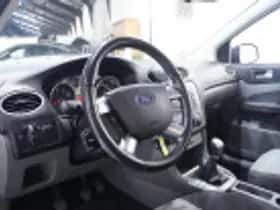 Ford Focus (2011) thumbnail 64