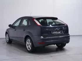 Ford Focus (2011) thumbnail 78