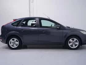 Ford Focus (2011) thumbnail 79