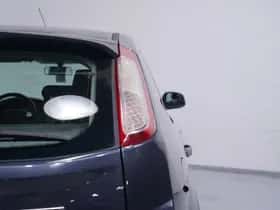Ford Focus (2011) thumbnail 85
