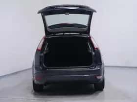 Ford Focus (2011) thumbnail 86