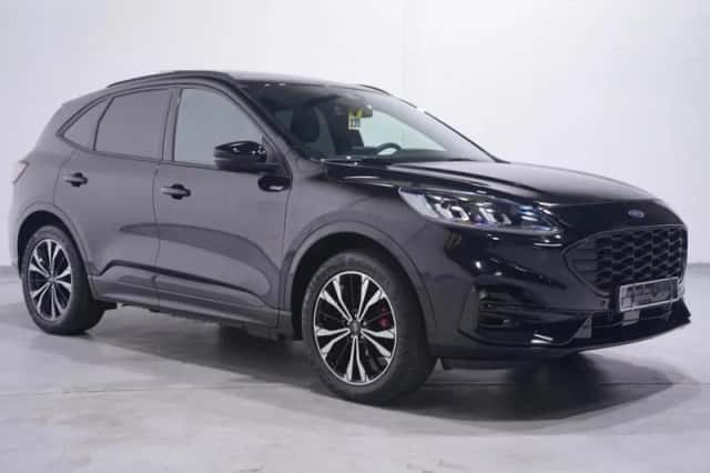 Ford Kuga (2022) thumbnail 4