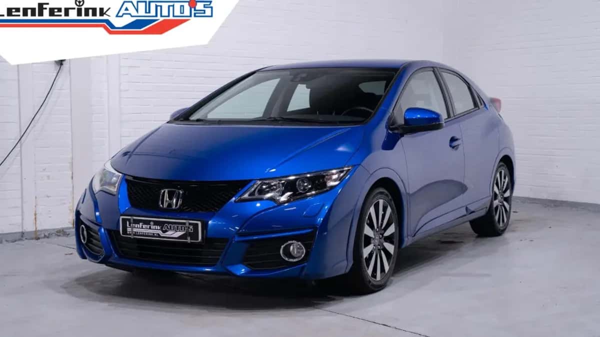 Honda Civic (2016) — foto 1