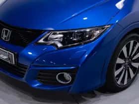 Honda Civic (2016) thumbnail 11