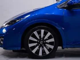 Honda Civic (2016) thumbnail 119