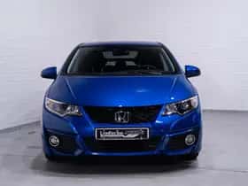 Honda Civic (2016) thumbnail 3