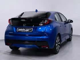 Honda Civic (2016) thumbnail 6