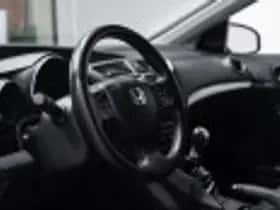 Honda Civic (2016) thumbnail 73