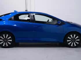 Honda Civic (2016) thumbnail 9