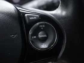 Honda Civic (2016) thumbnail 98