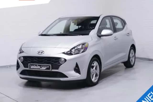 Hyundai i10 (2022) thumbnail 1