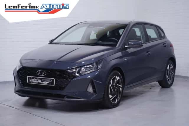 Hyundai i20 (2023) thumbnail 2