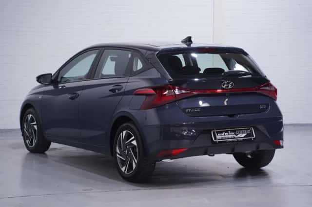 Hyundai i20 (2023) thumbnail 4