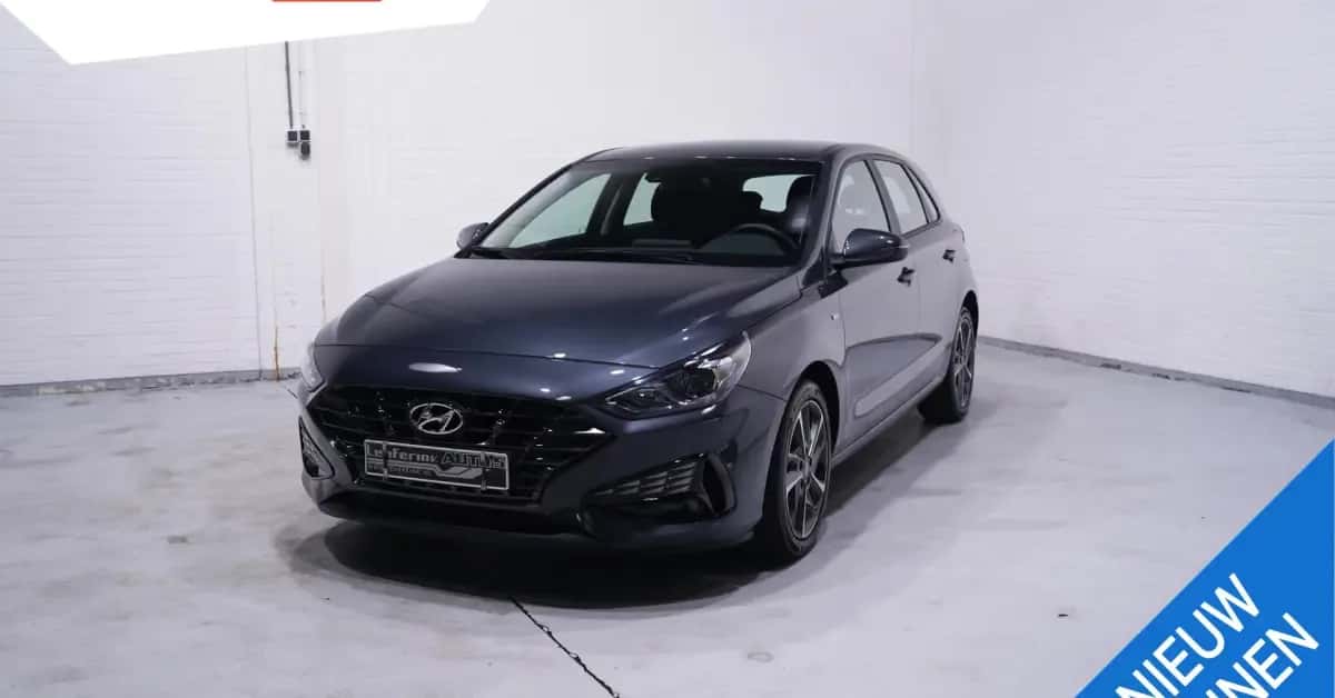 Hyundai i30 (2023) — foto 1