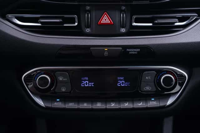 Hyundai i30 (2023) thumbnail 171