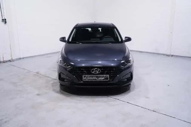 Hyundai i30 (2023) thumbnail 3