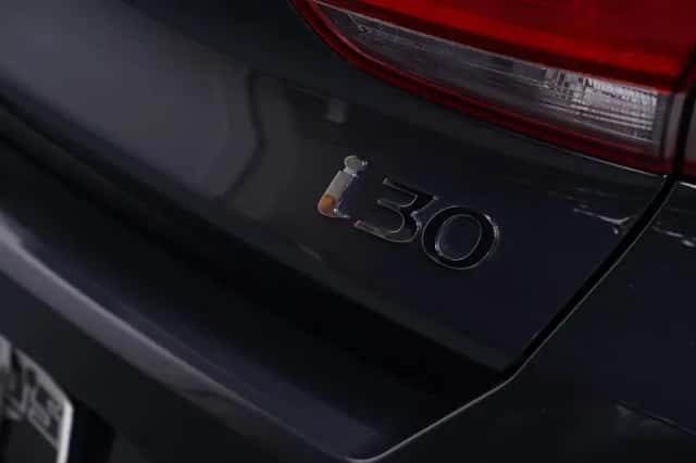 Hyundai i30 (2023) thumbnail 210