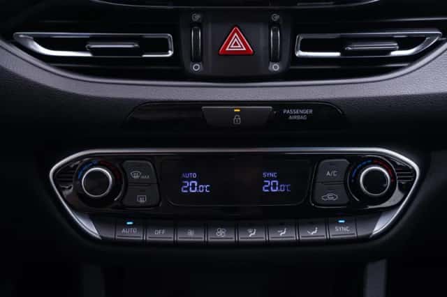 Hyundai i30 (2023) thumbnail 31