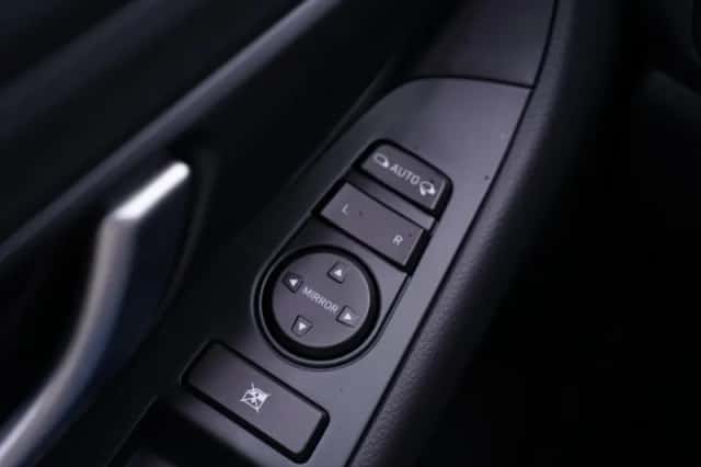 Hyundai i30 (2023) thumbnail 35