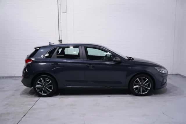 Hyundai i30 (2023) thumbnail 6