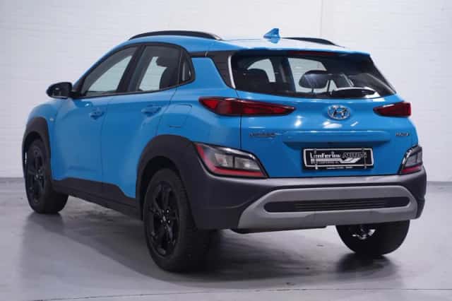 Hyundai Kona (2022) thumbnail 4