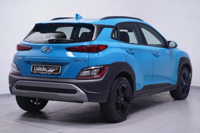 Hyundai Kona (2022) thumbnail 4