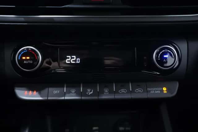 Hyundai Kona (2023) thumbnail 28