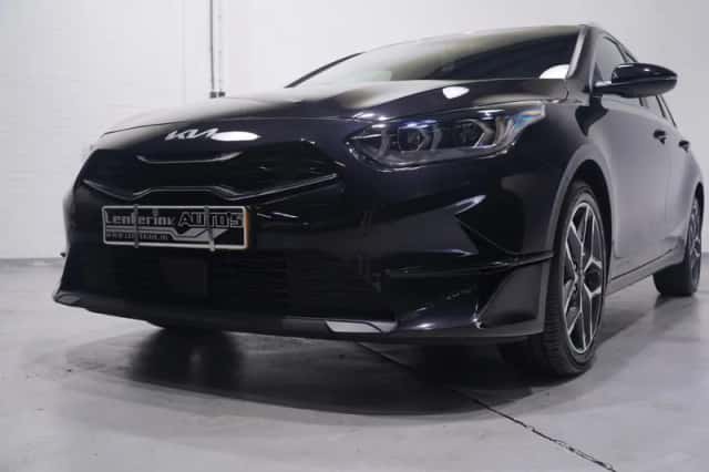Kia Ceed (2022) thumbnail 6