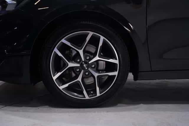Kia Ceed (2022) thumbnail 6